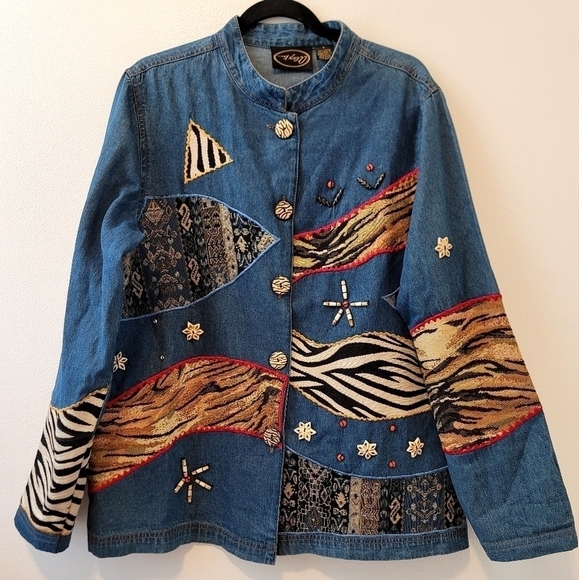 Alex Ku Jackets & Blazers - Alex Ku vintage safari denim Patched long sleeve